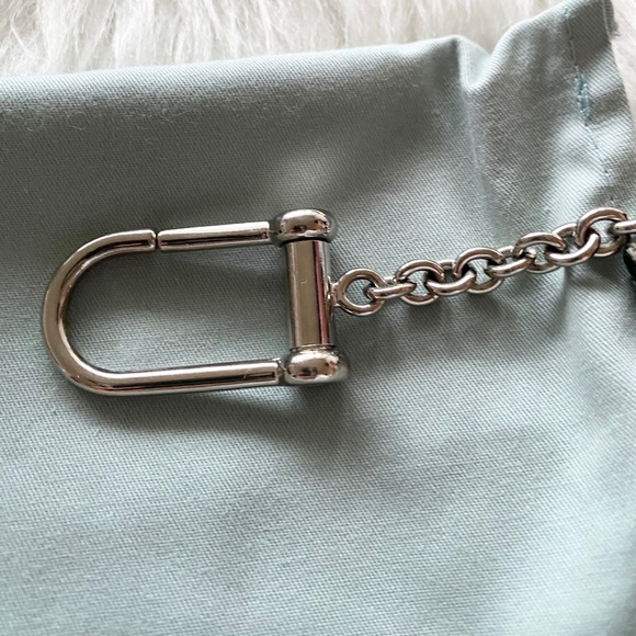 Gucci GG Supreme Monogram Blooms Print Key Pouch - Picture 7 of 10